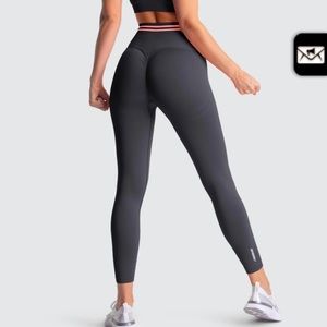 Doyoueven seamless butt scrunch legging